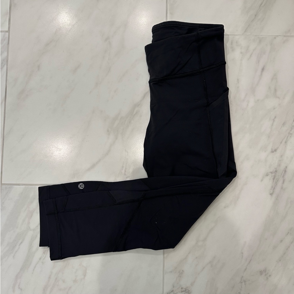 Lulu lemon black leggings (cropped)